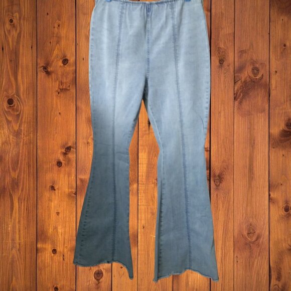 No Boundaries Juniors XXL (19) Blue Flared Elastic Waist Frayed Hem Pull On Jean - Picture 1 of 4
